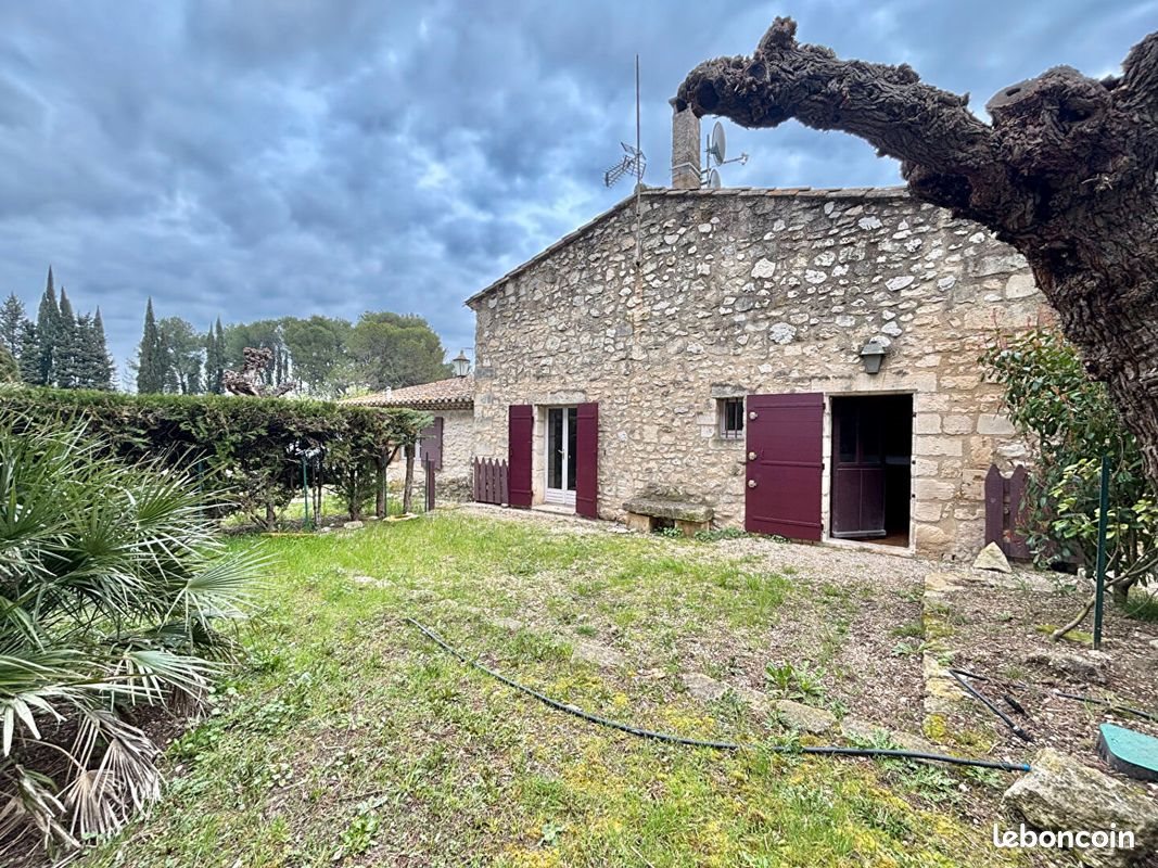 Maison à louer, 81m², Saint-Rémy-de-Provence