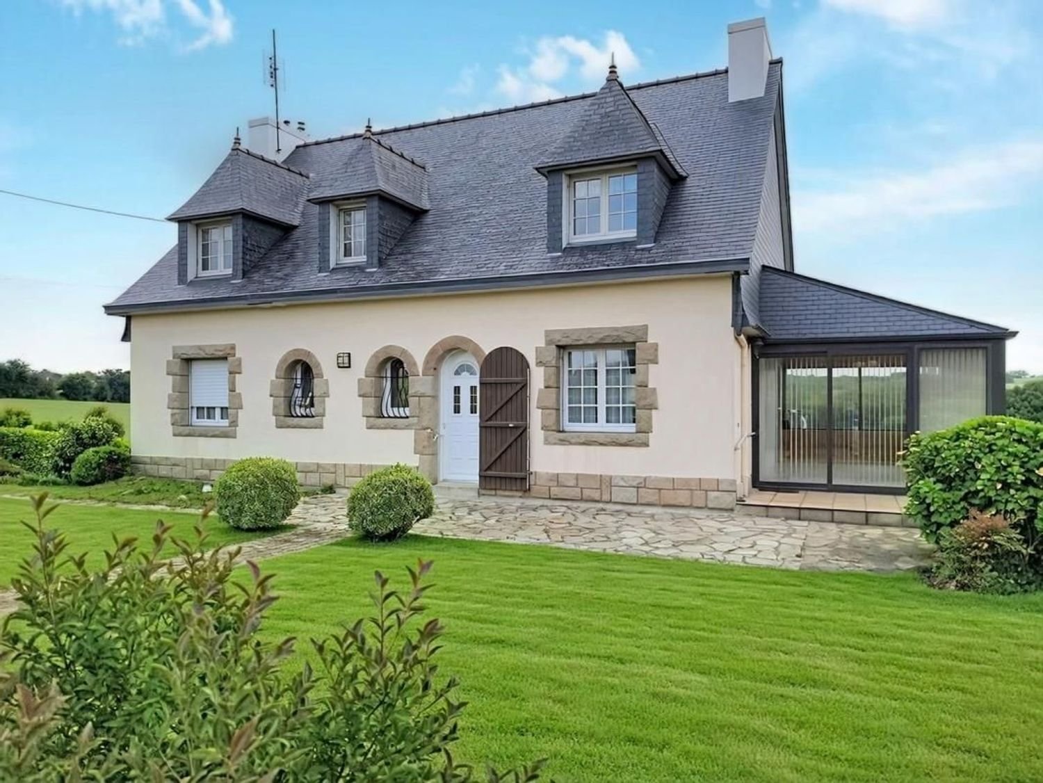 Maison à vendre, 157m², Quéménéven