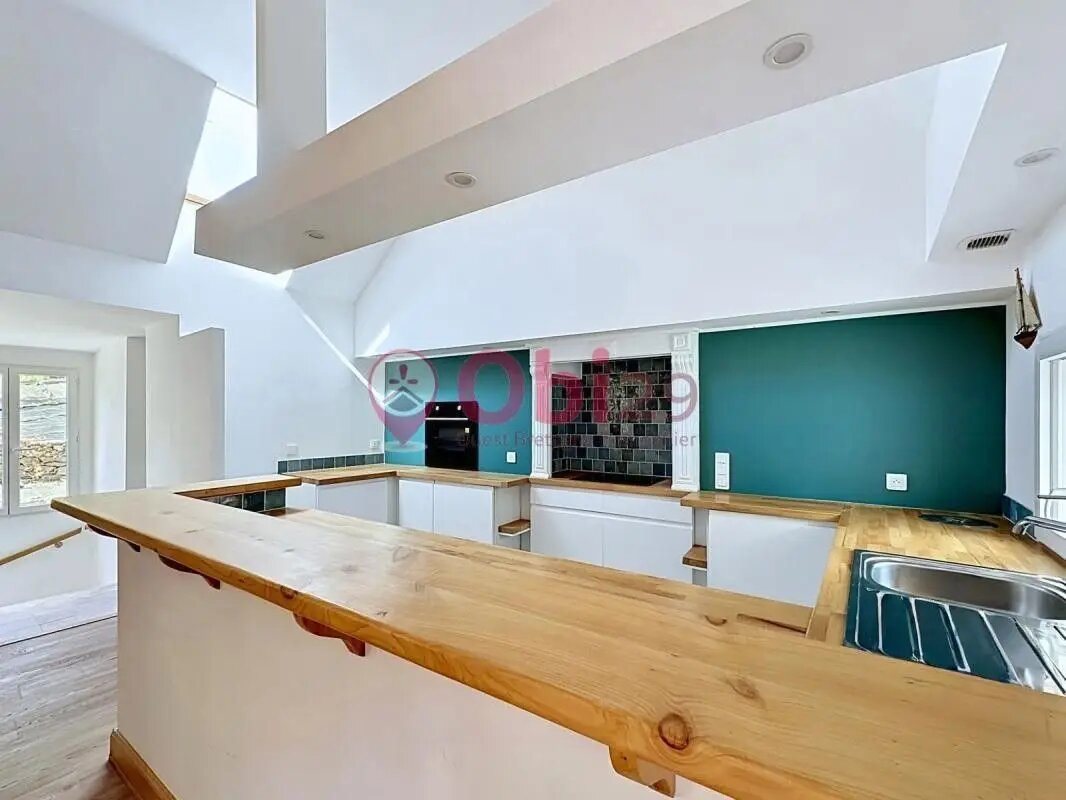 Maison à vendre, 121m², Landrévarzec