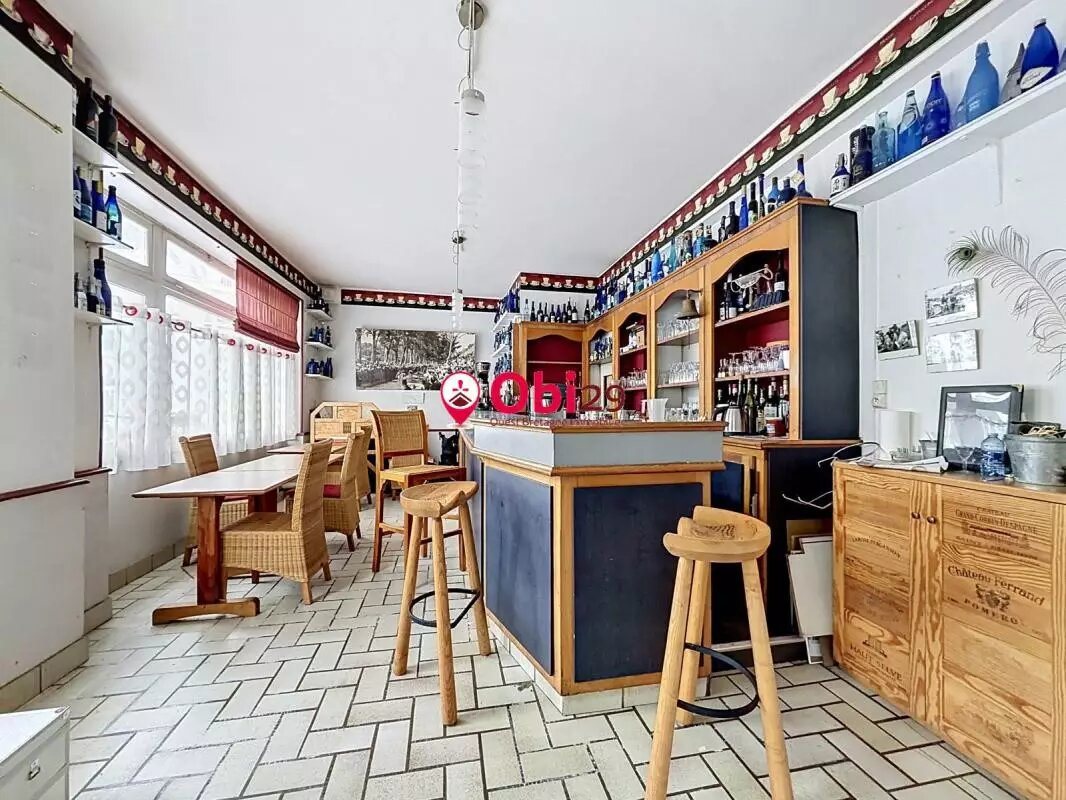 Appartement à vendre, 890m², Châteaulin
