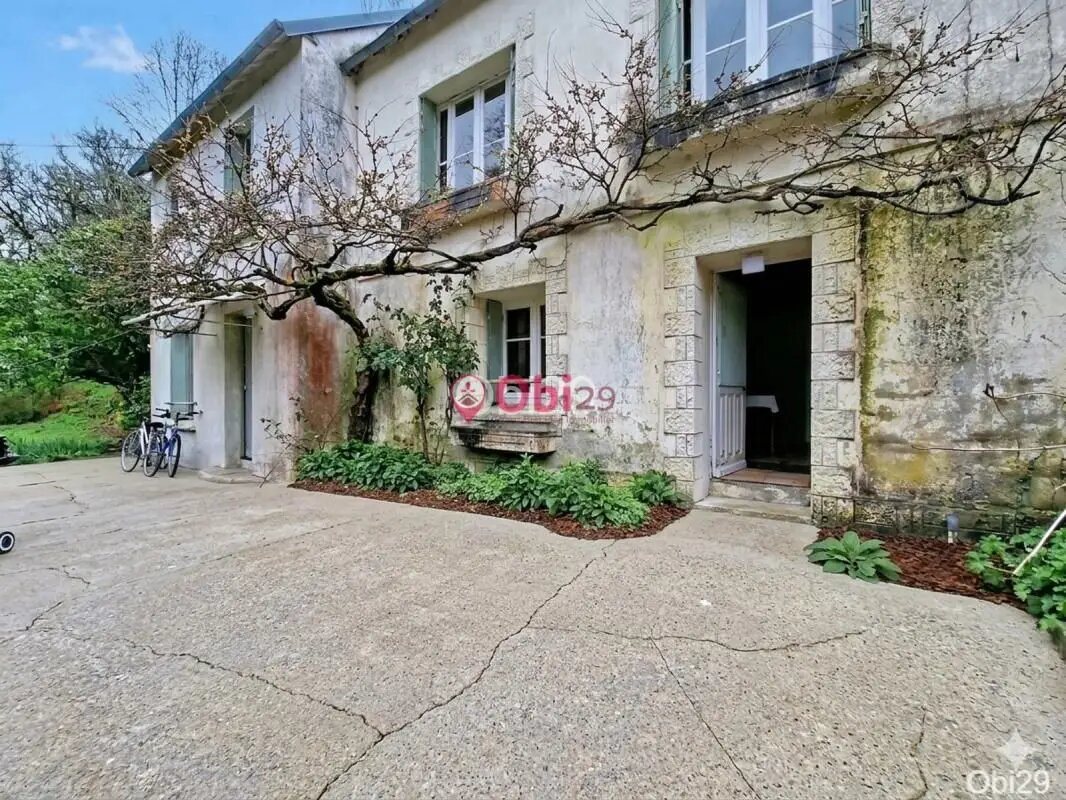 Maison à vendre, 94m², Saint-Goazec