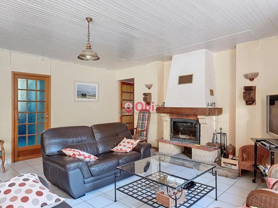 Maison à vendre, 176m², Quéménéven