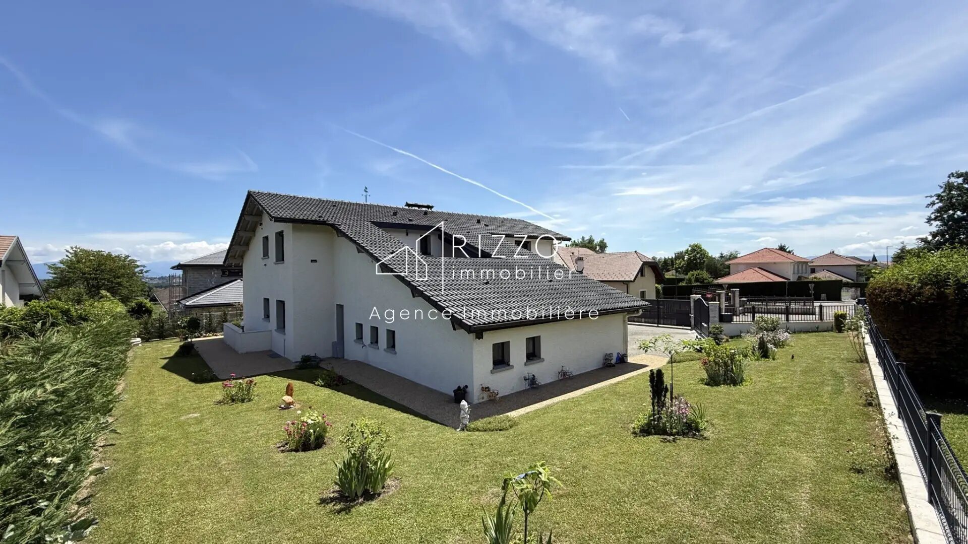 Maison à vendre, 237m², Prévessin-Moëns