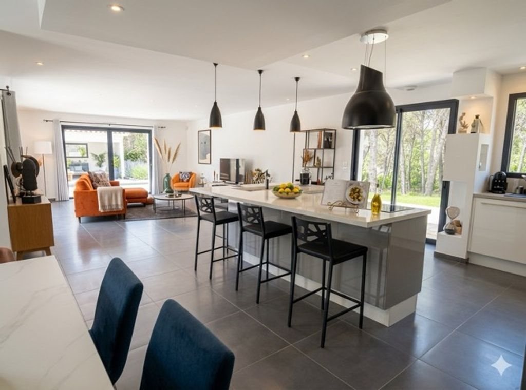 Maison à louer, 141m², Ventabren