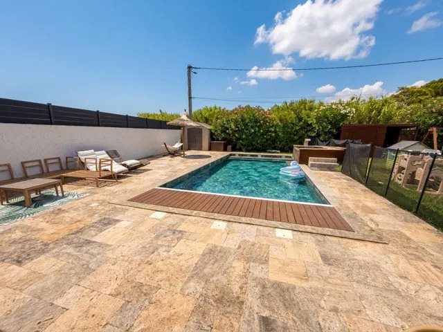 Maison à louer, 197m², Marignane