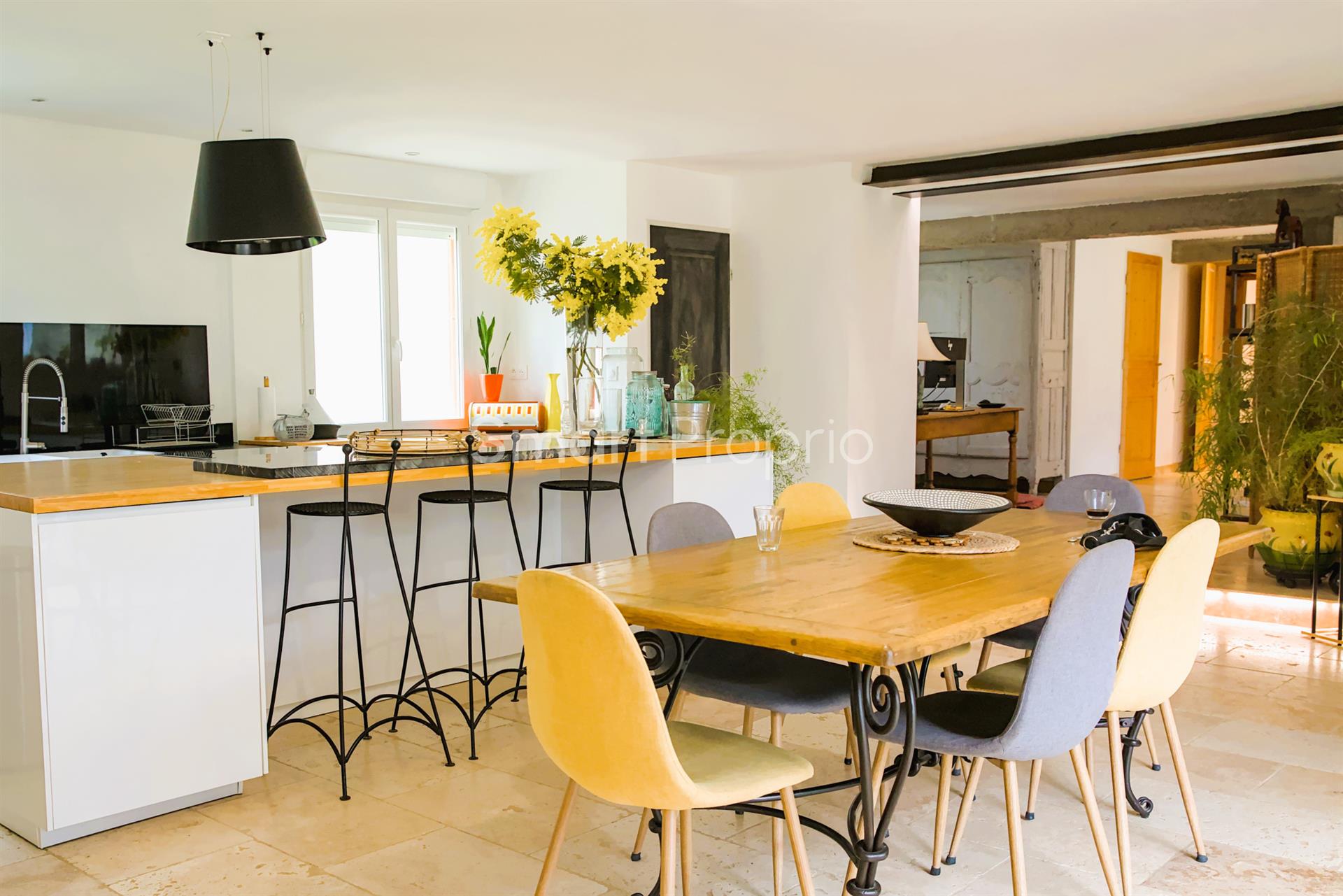 Maison à vendre, 215m², Miramas