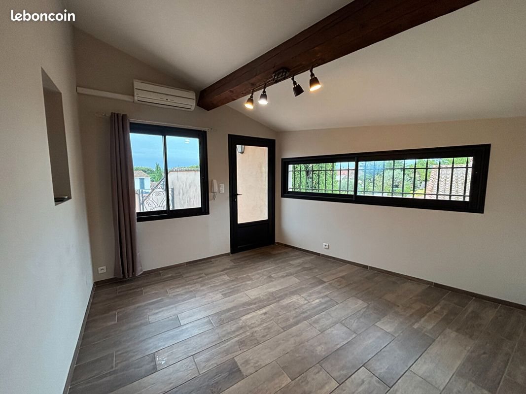Appartement à louer, 68m², Caumont-sur-Durance