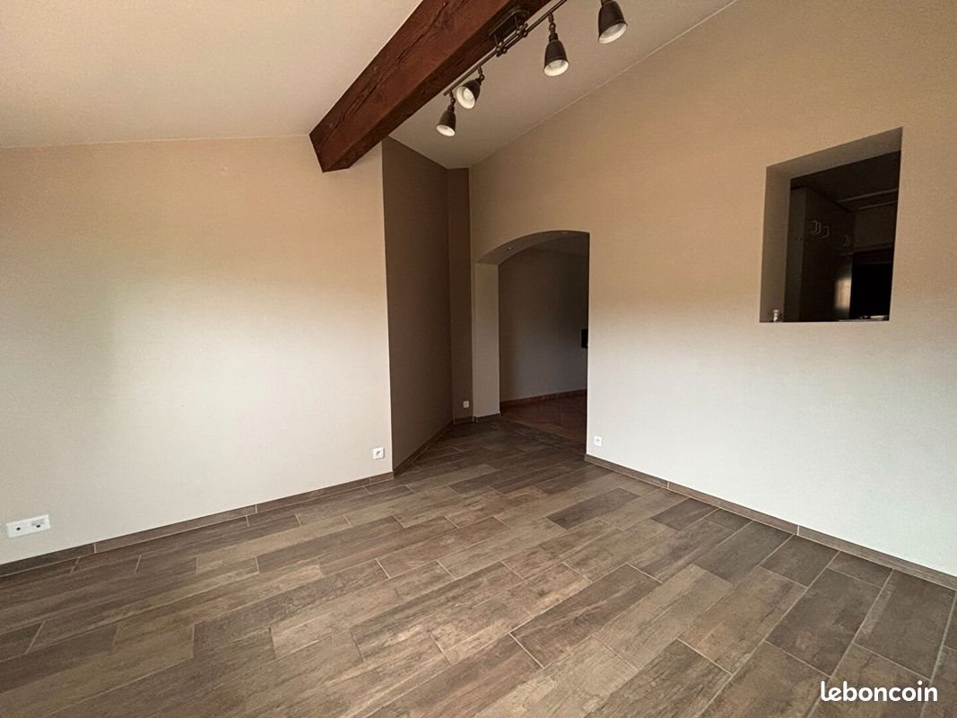 Appartement à louer, 68m², Caumont-sur-Durance