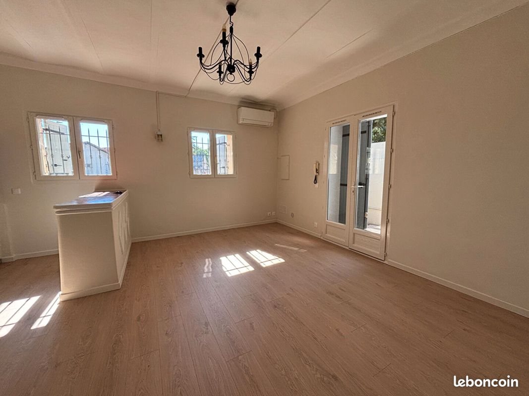 Appartement à louer, 28m², L'Isle-sur-la-Sorgue