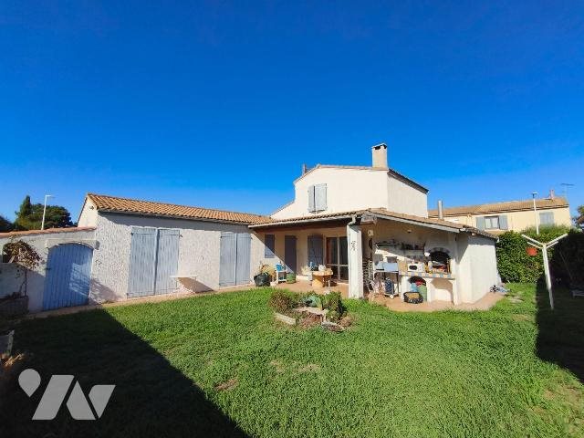 Maison à vendre, 114m², Saint-Martin-de-Crau