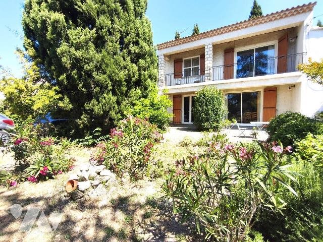 Maison à vendre, 120m², Mouriès