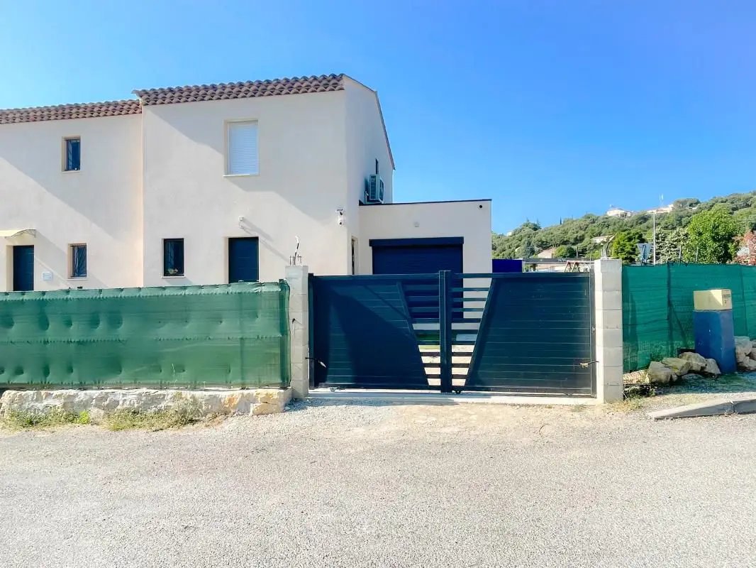Maison à vendre, 89m², Ginasservis