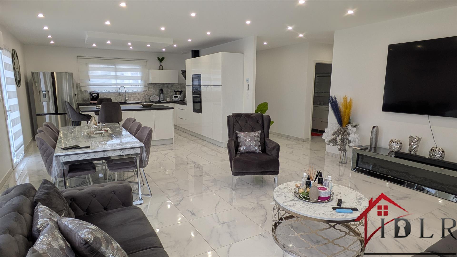 Maison à vendre, 160m², Lons-le-Saunier