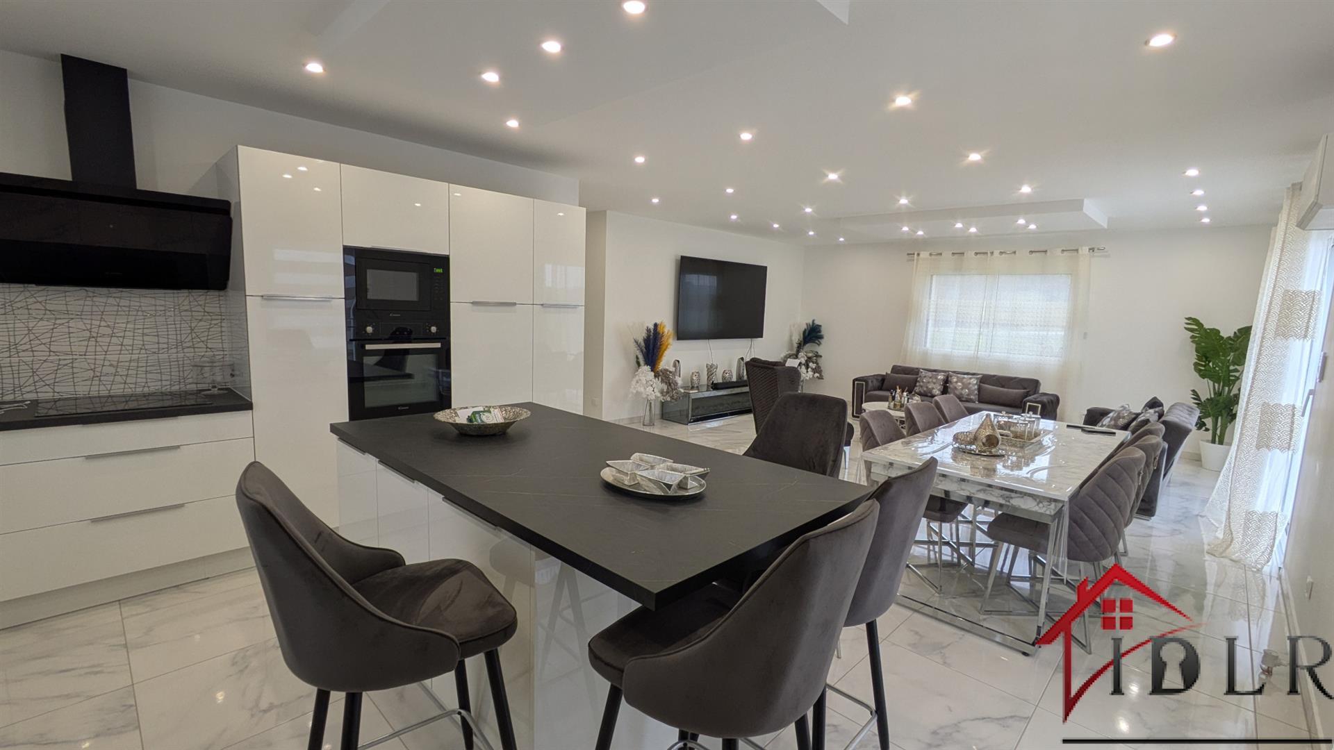 Maison à vendre, 160m², Lons-le-Saunier