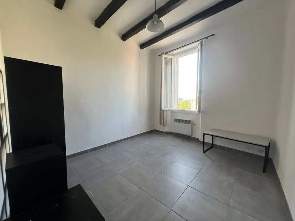 Appartement à louer, 23m², Marseille 9ème