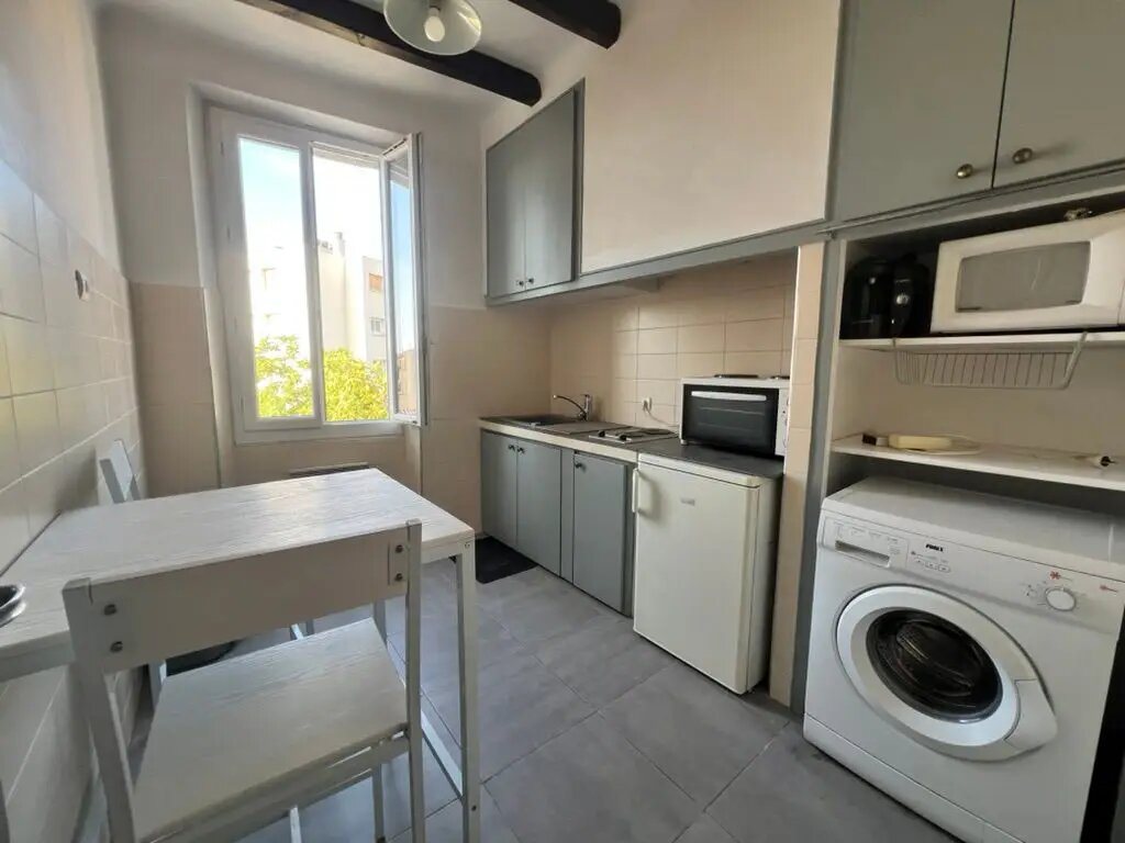 Appartement à louer, 23m², Marseille 9ème