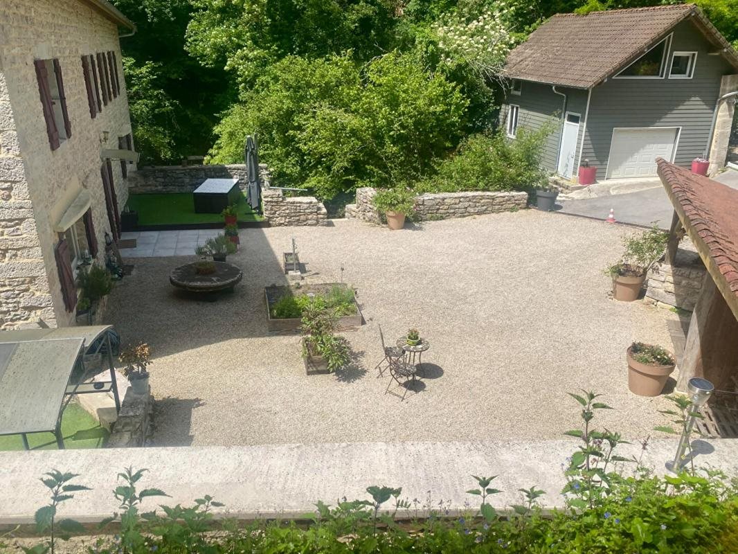 Maison à vendre, 540m², Saint-Amour