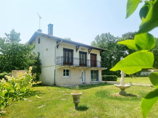 Maison 7 pièces 154 m² · à Bazas · 154 m² · 232 000 €