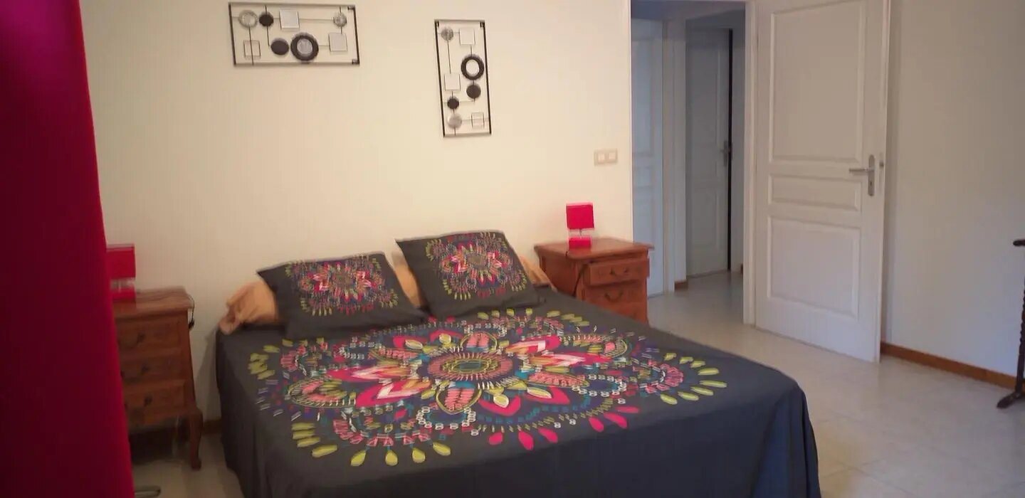 Appartement à louer, 90m², Lasbordes