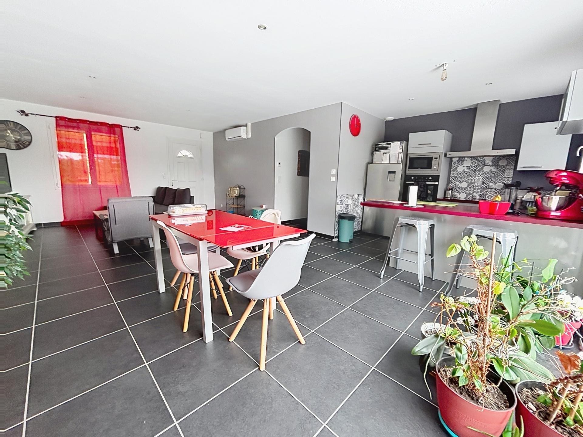 Maison à vendre, 89m², Issel