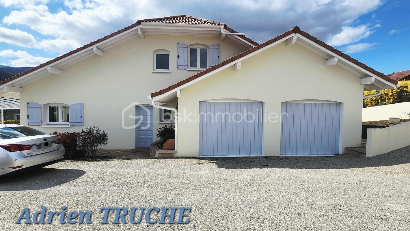 Maison à vendre, 158m², Vétraz-Monthoux