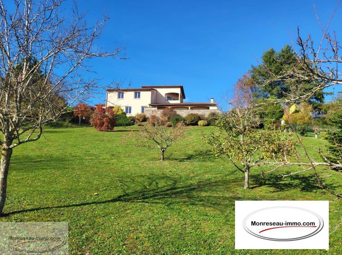 Maison à vendre, 251m², Cluny