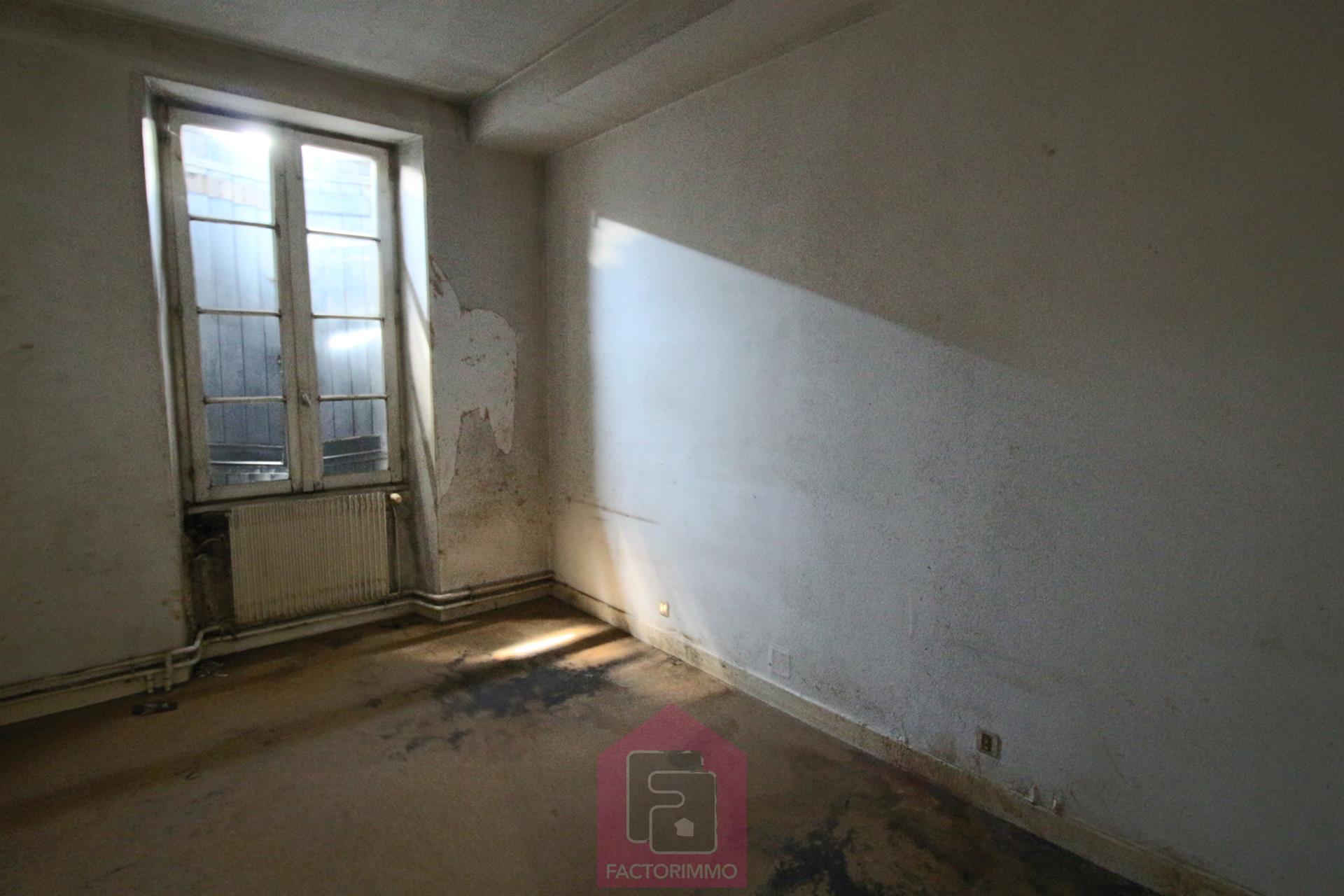 Maison à vendre, 300m², Puy-l'Evêque