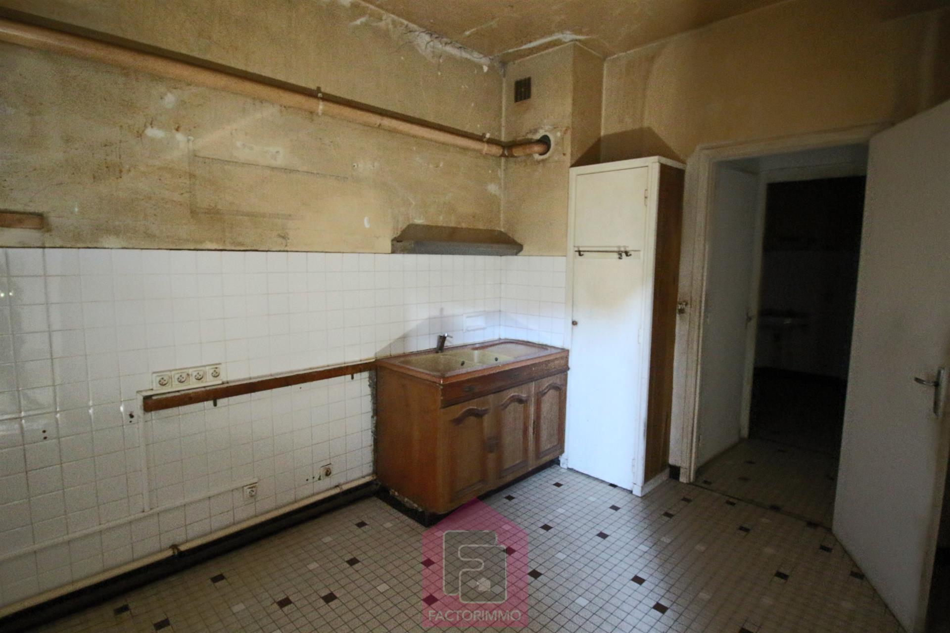 Maison à vendre, 300m², Puy-l'Evêque