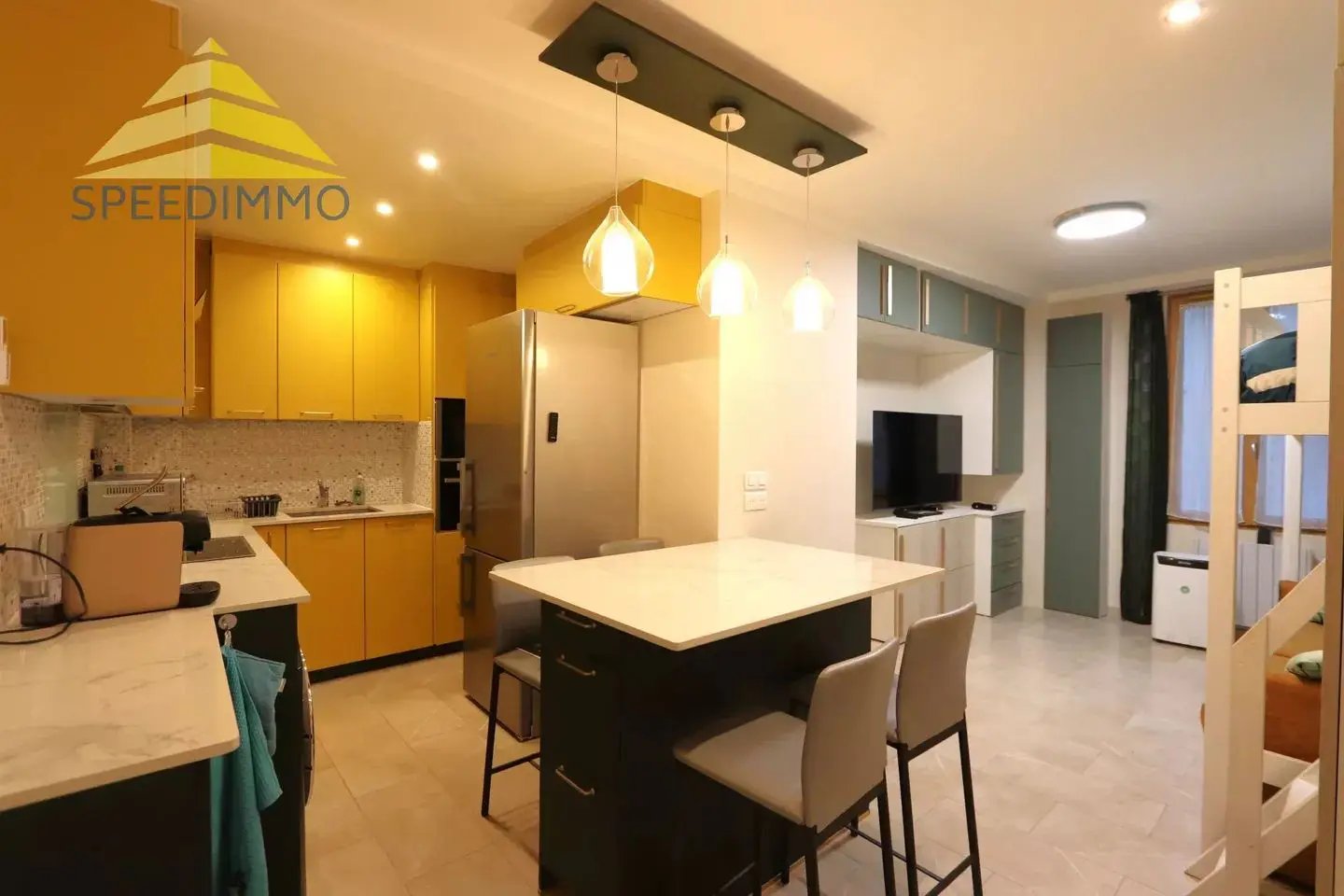 Appartement à louer, 27m², Mandres-les-Roses