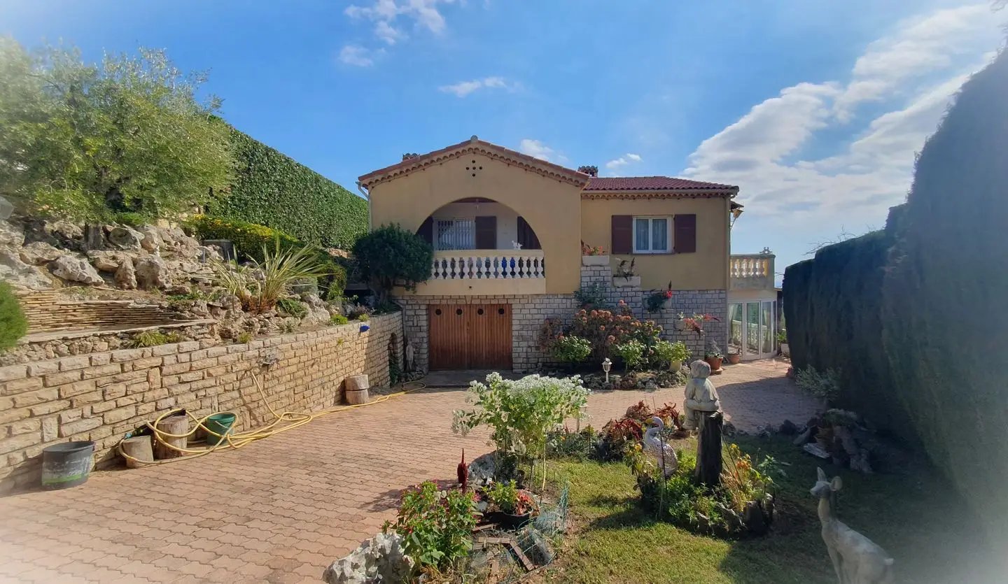 Maison à vendre, 185m², Aspremont