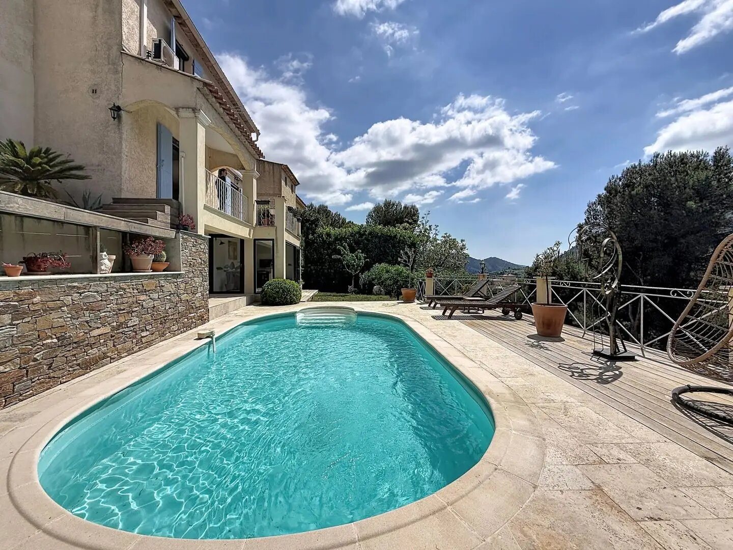 Maison à vendre, 115m², Tourrette-Levens