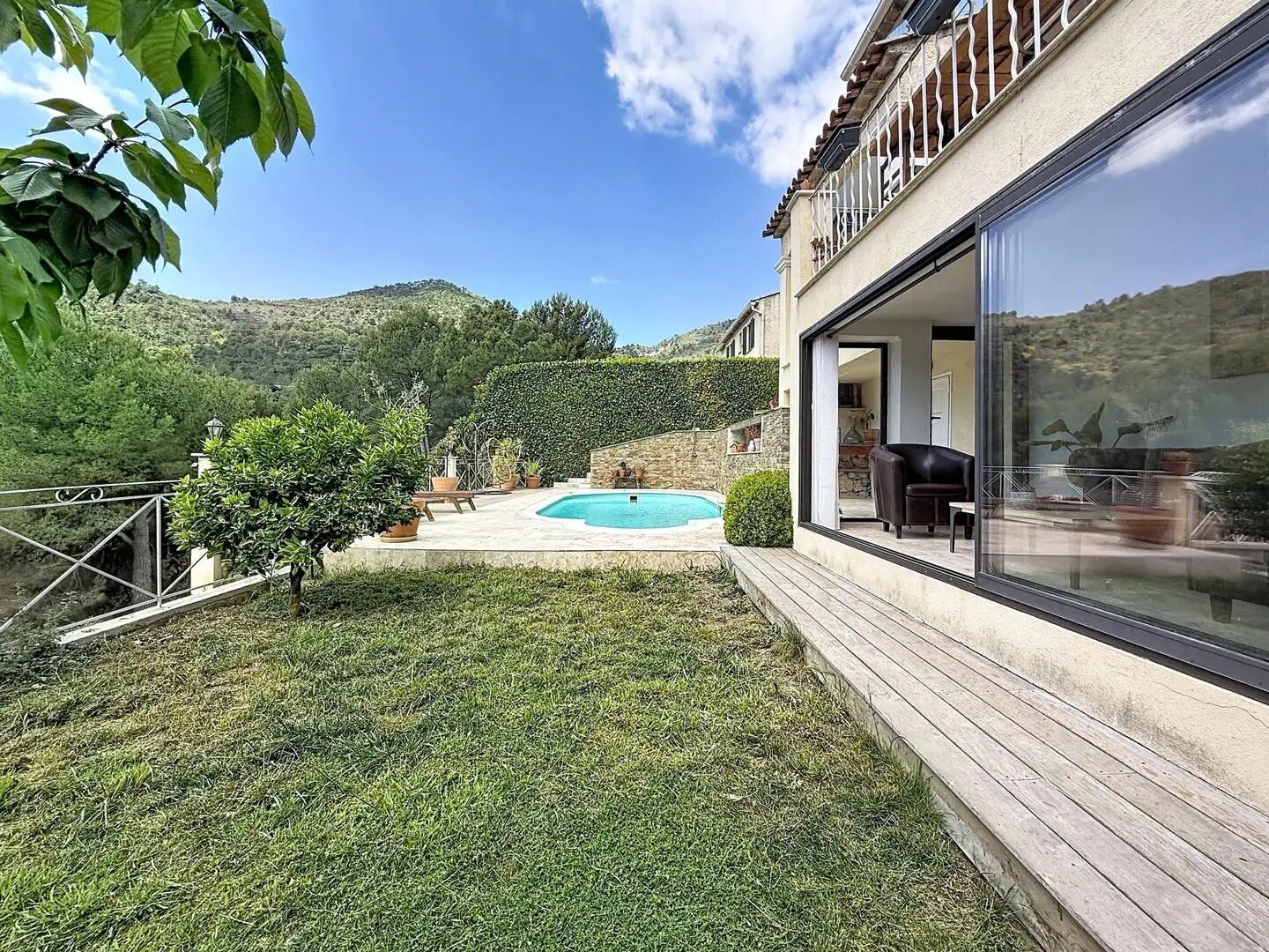 Maison à vendre, 115m², Tourrette-Levens