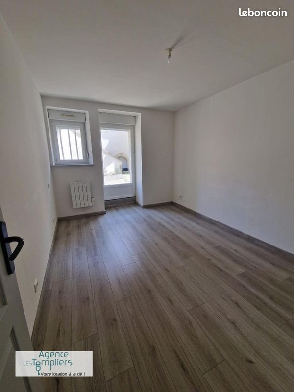 Appartement à louer, 53m², Authume