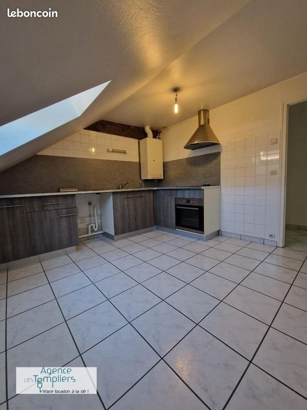 Appartement à louer, 46m², Dole