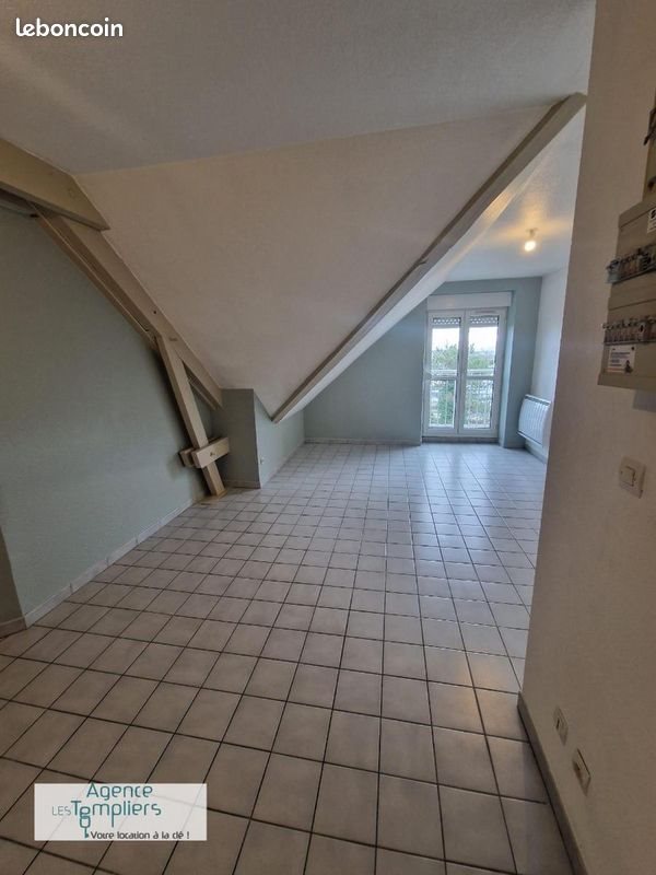 Appartement à louer, 30m², Dole