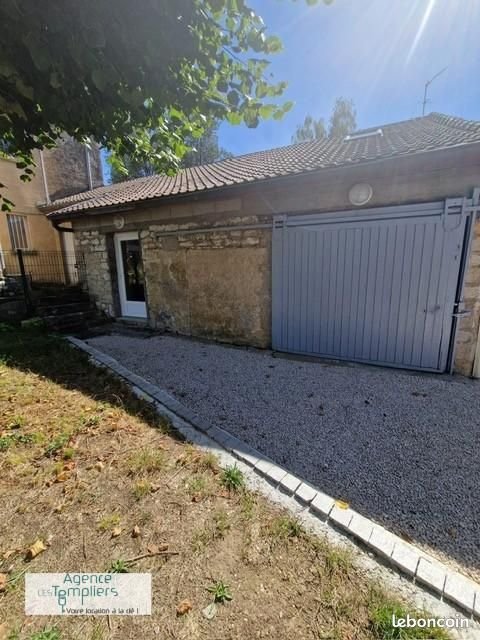 Appartement à louer, 28m², Dole