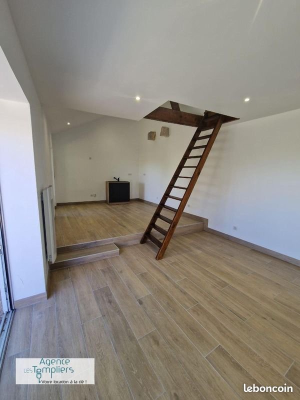Appartement à louer, 28m², Dole