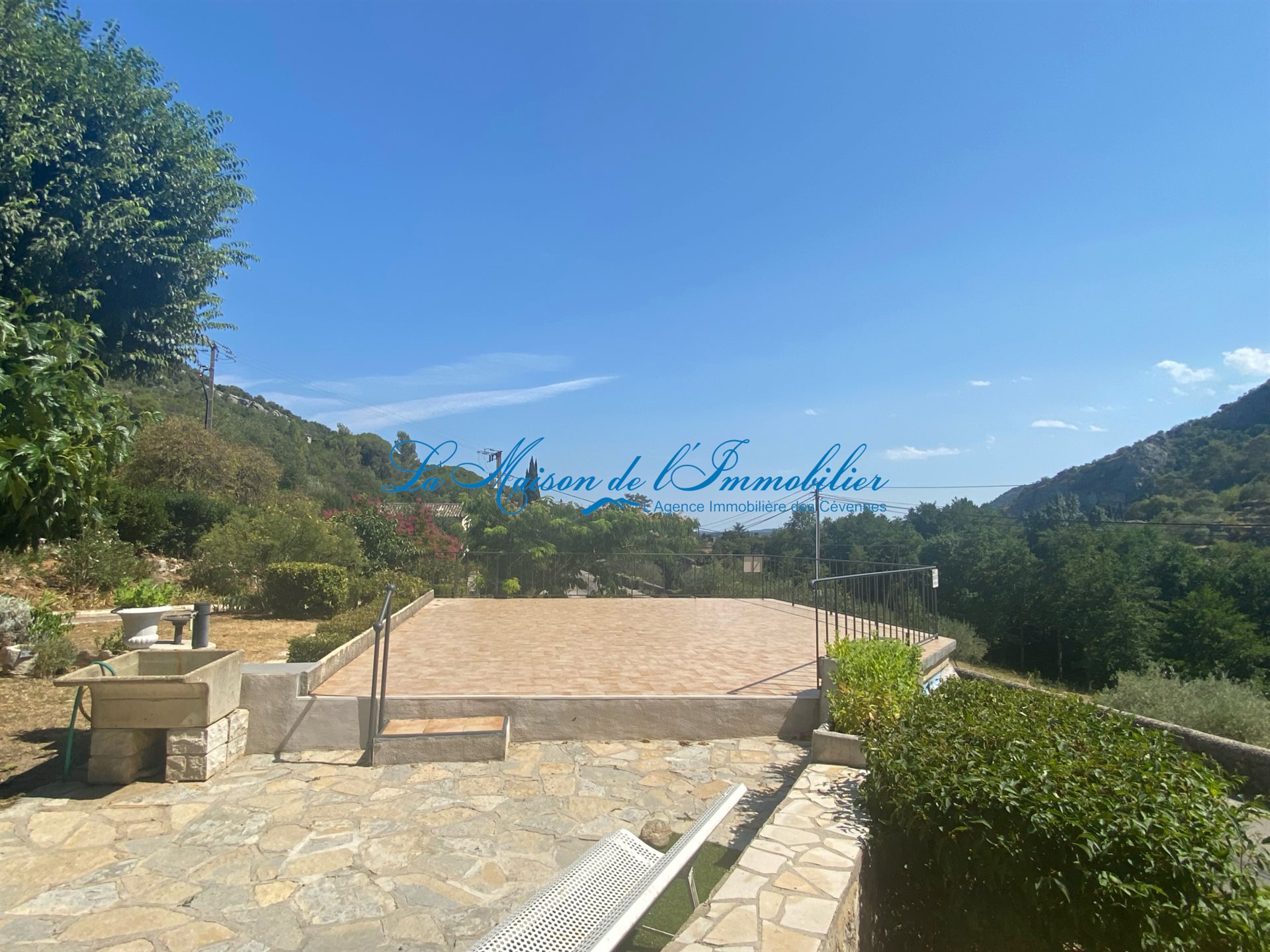 Maison à vendre, 346m², Saint-Hippolyte-du-Fort