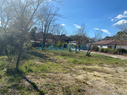 Terrain 537 m² · à Martignargues · 537 m² · 64 500 €