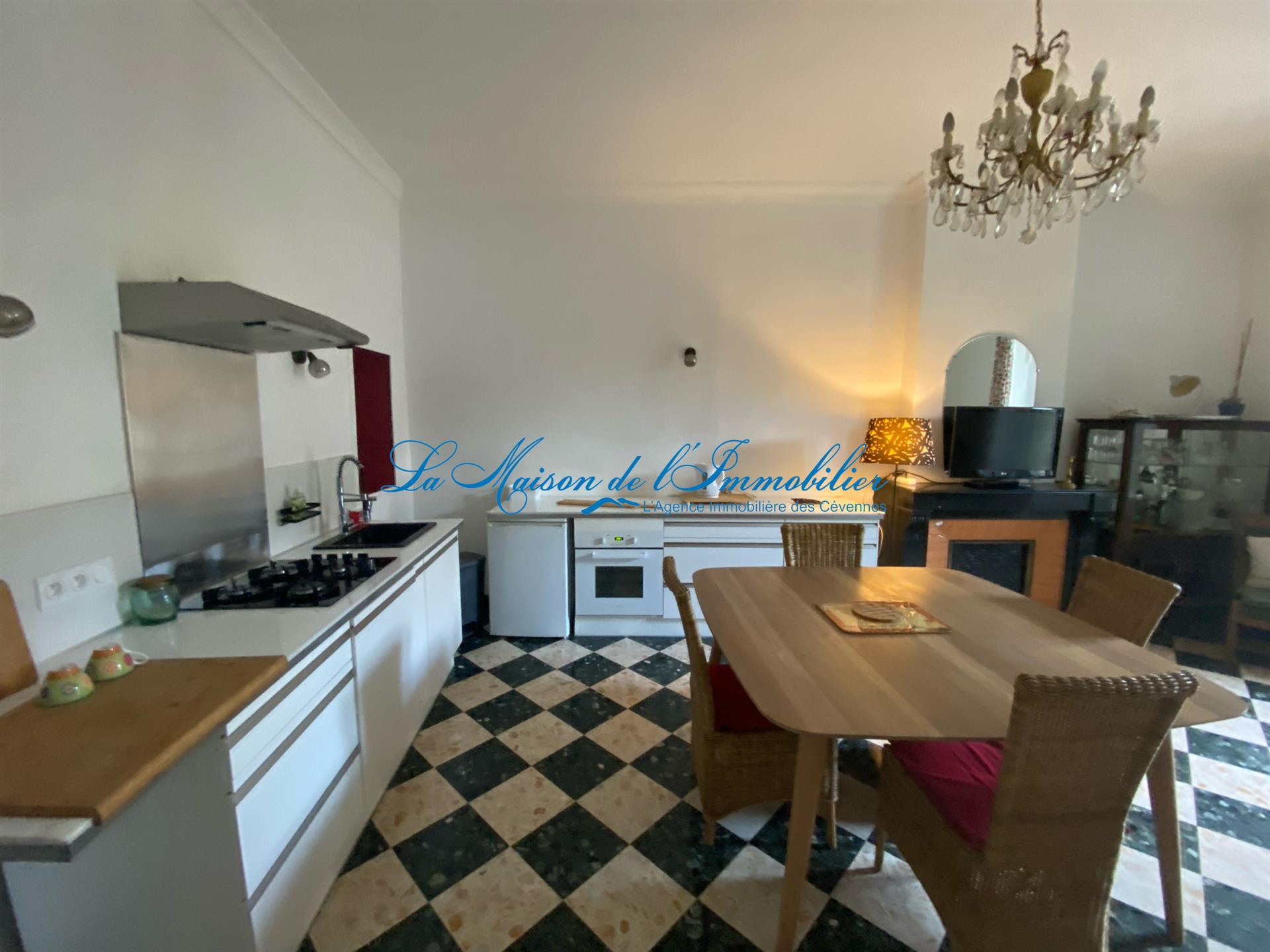 Maison à vendre, 130m², Canaules-et-Argentières