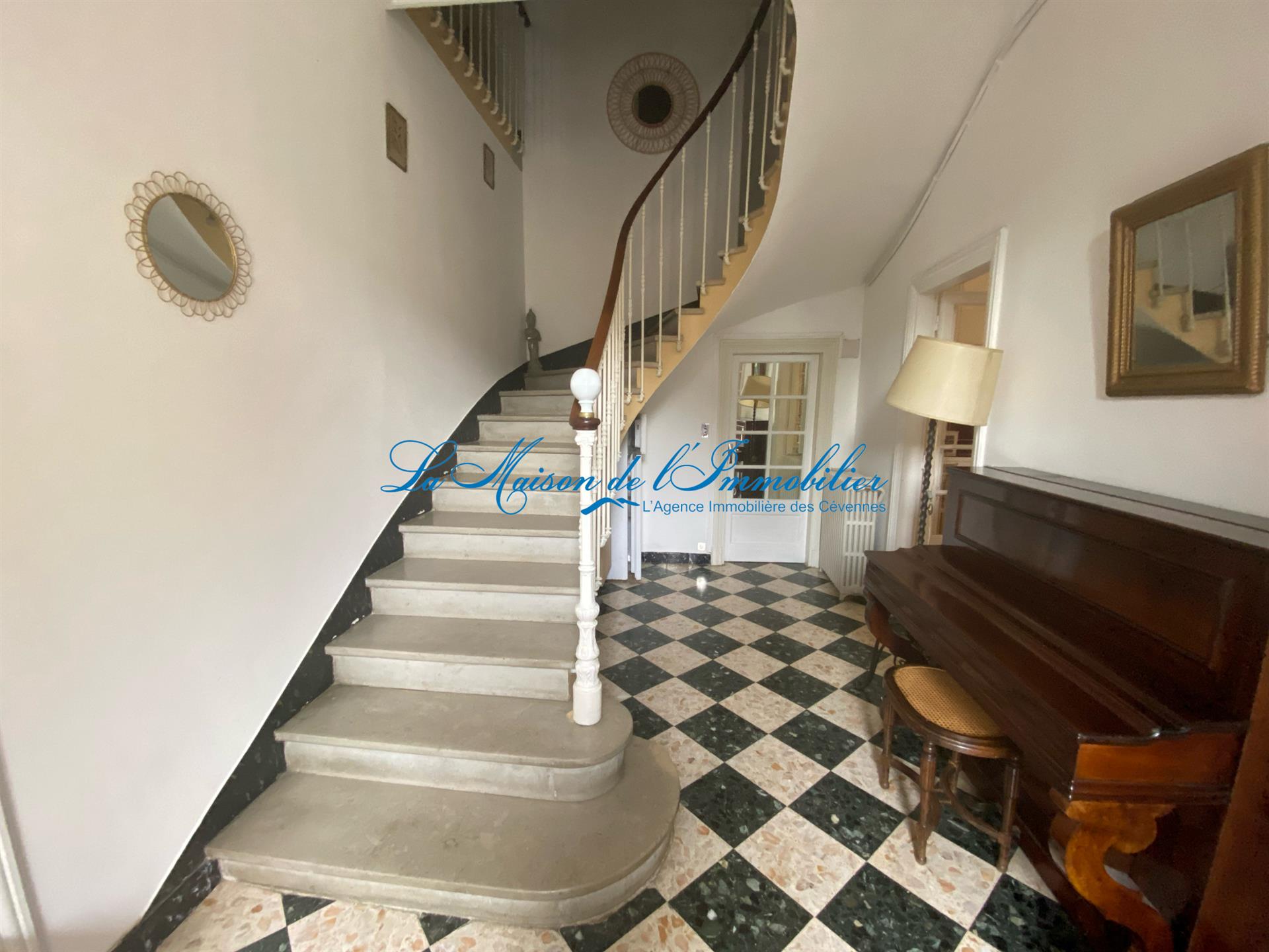 Maison à vendre, 130m², Canaules-et-Argentières