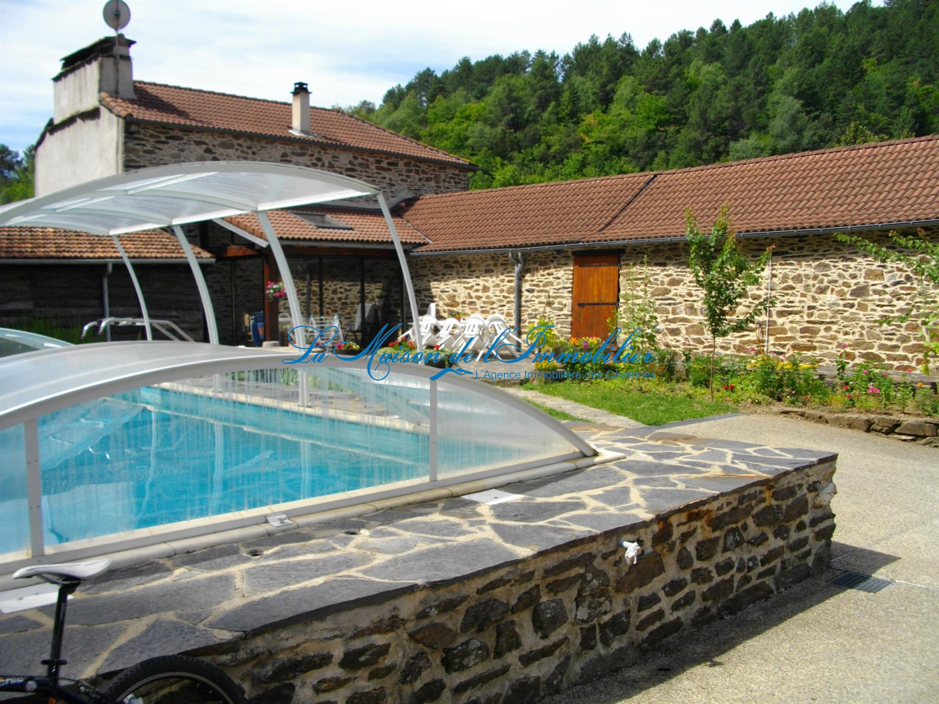 Maison à vendre, 148m², Sénéchas