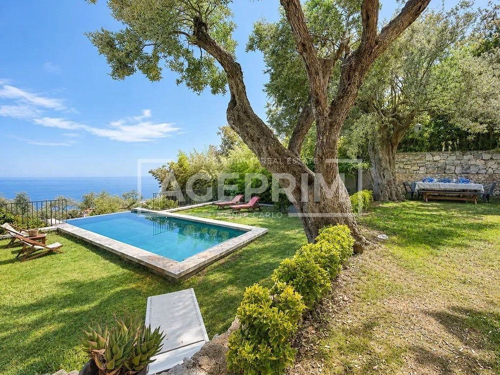 Maison à vendre, 200m², Beausoleil