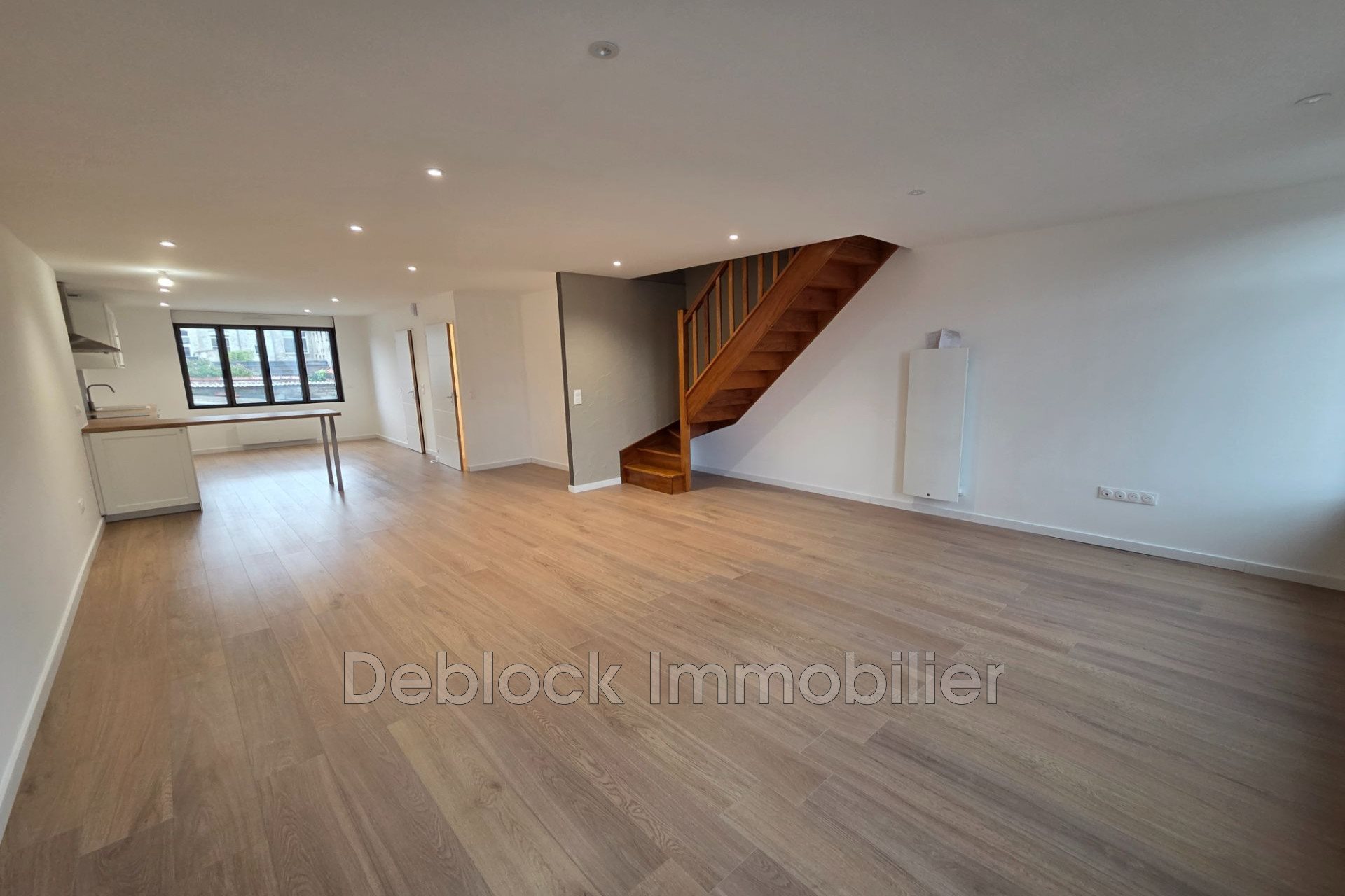 Appartement à louer, 98m², Bergues