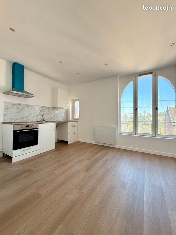 Appartement à louer, 46m², Albert