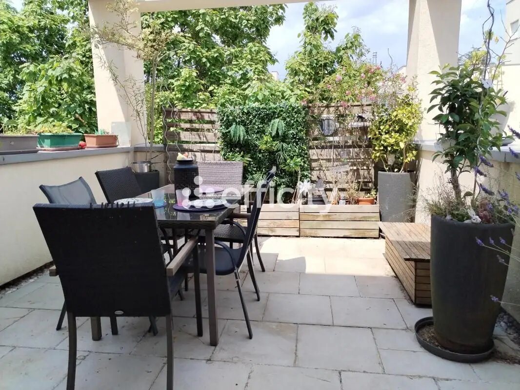 Appartement à vendre, 70m², Montigny-le-Bretonneux