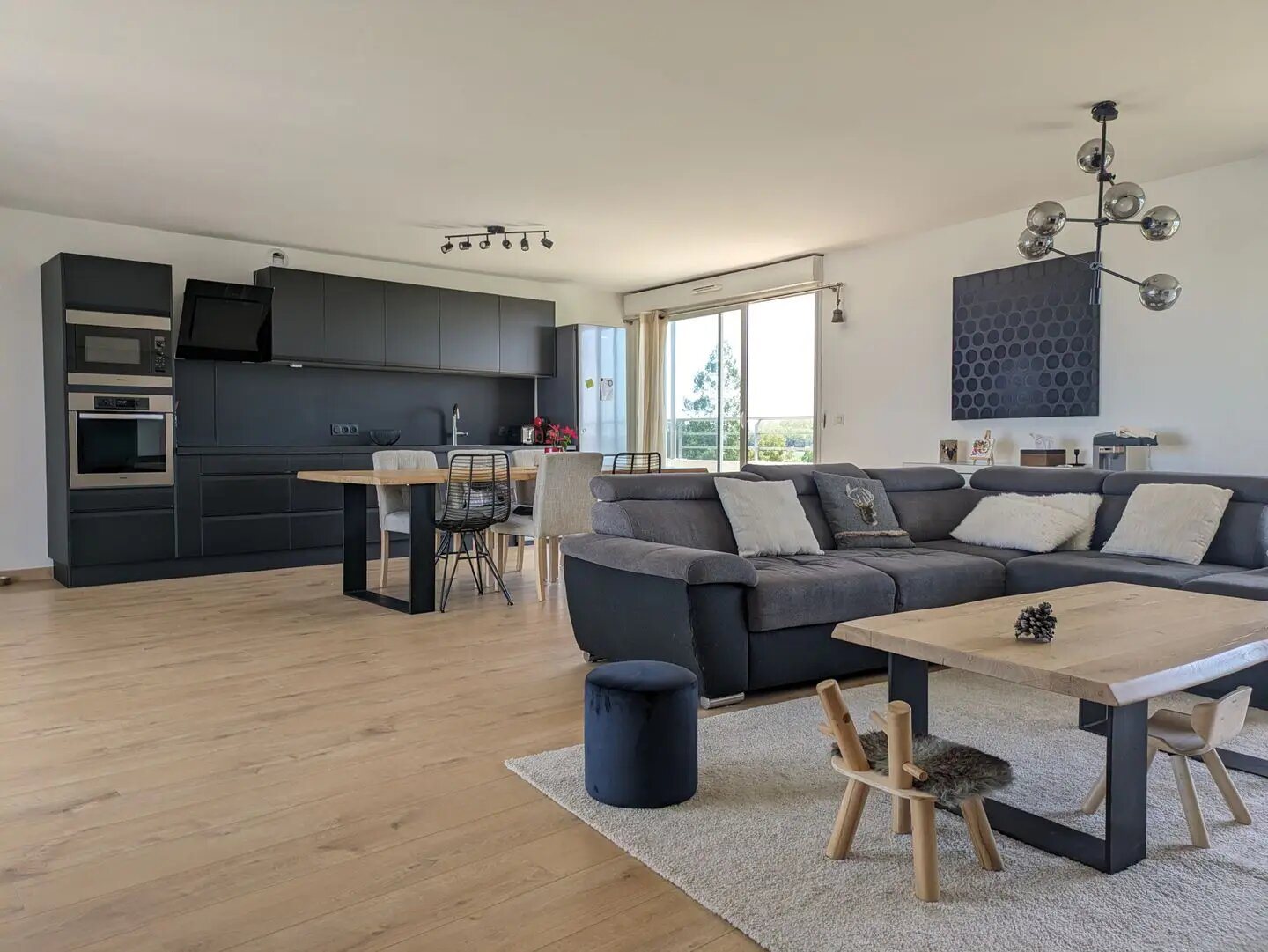 Appartement à louer, 145m², Aimargues