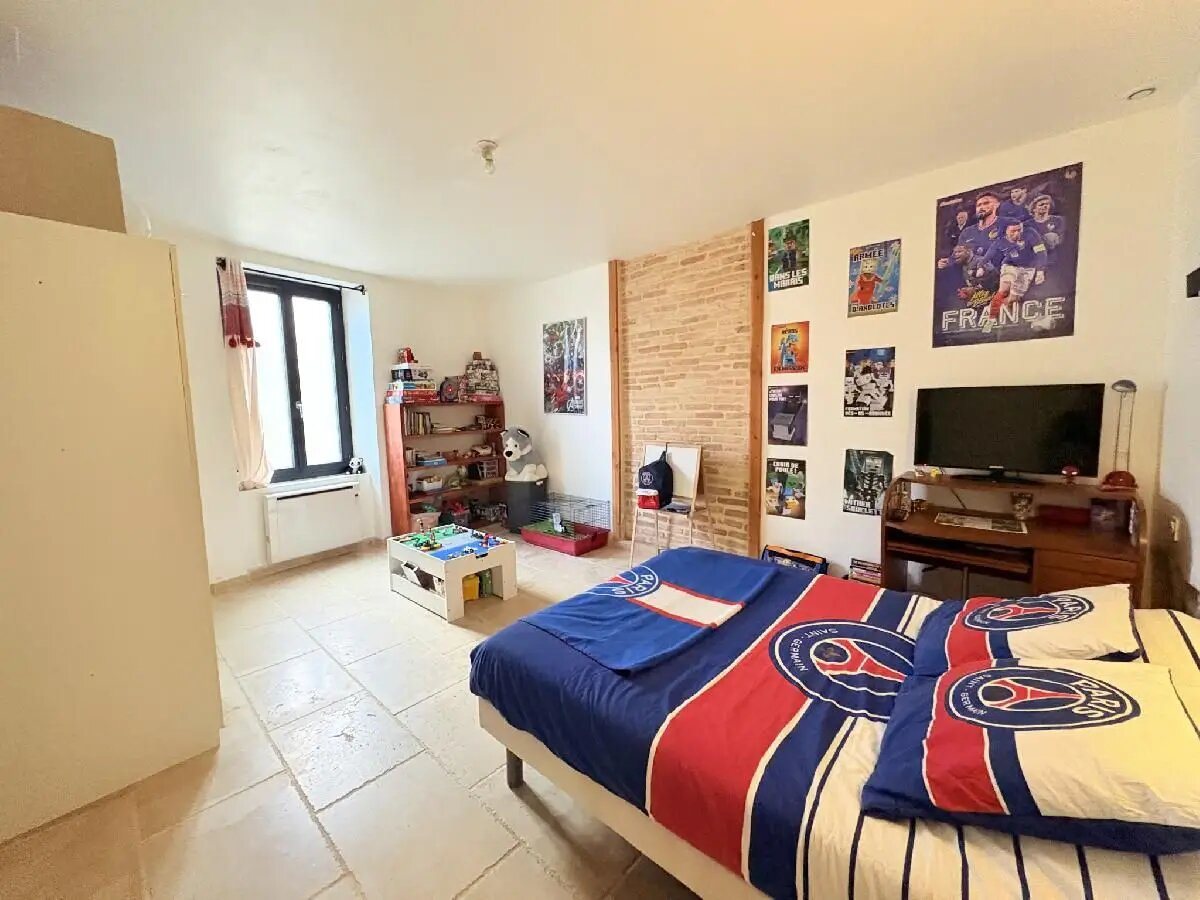 Appartement à louer, 46m², Vic-le-Fesq
