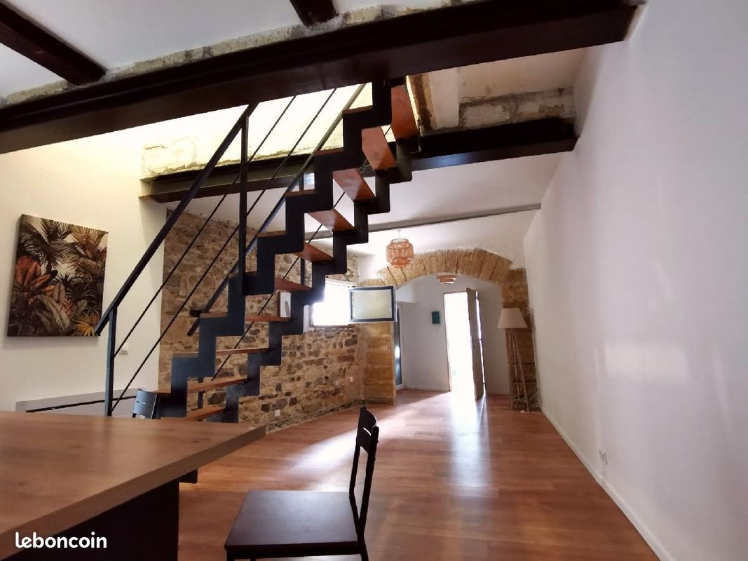 Maison à louer, 82m², Gallargues-le-Montueux