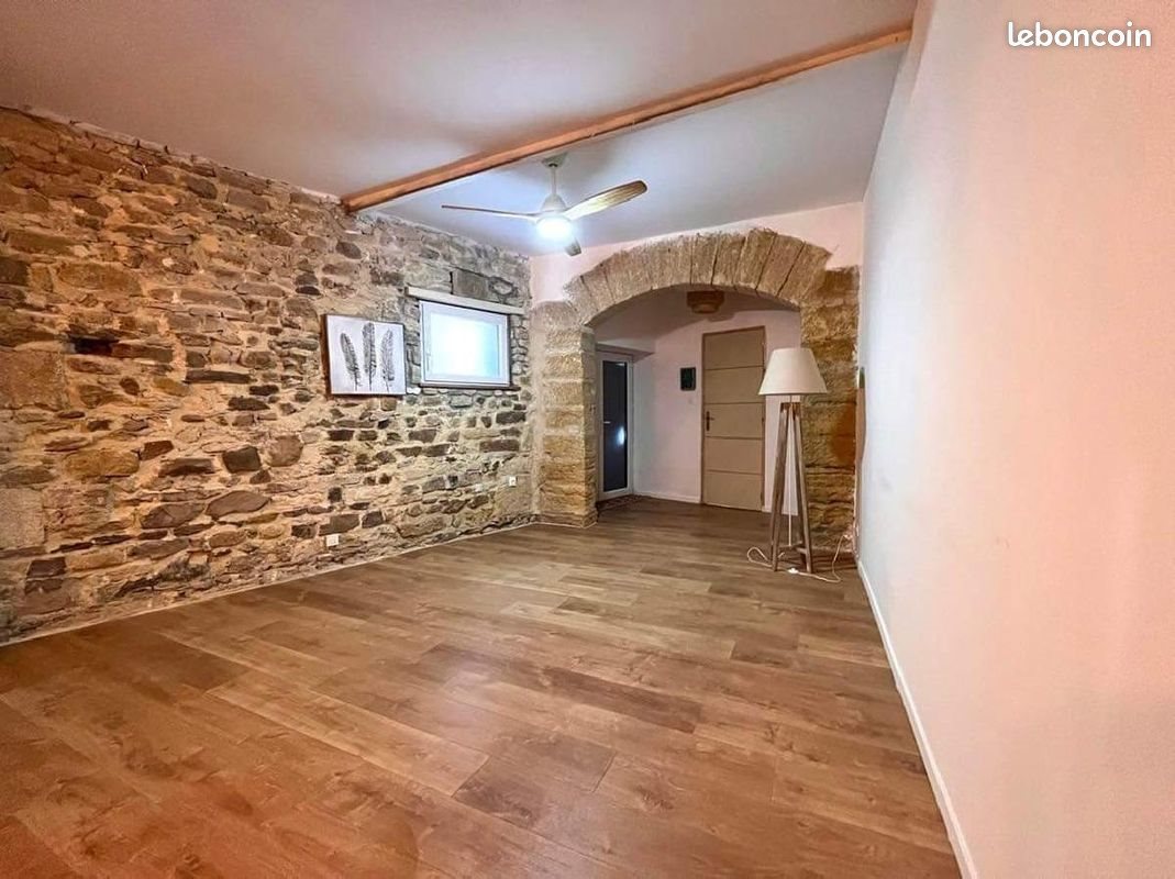 Maison à louer, 82m², Gallargues-le-Montueux